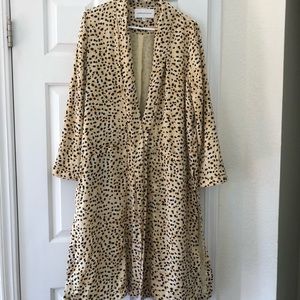 Cupcakes & cashmere Arianne cheetah print duster